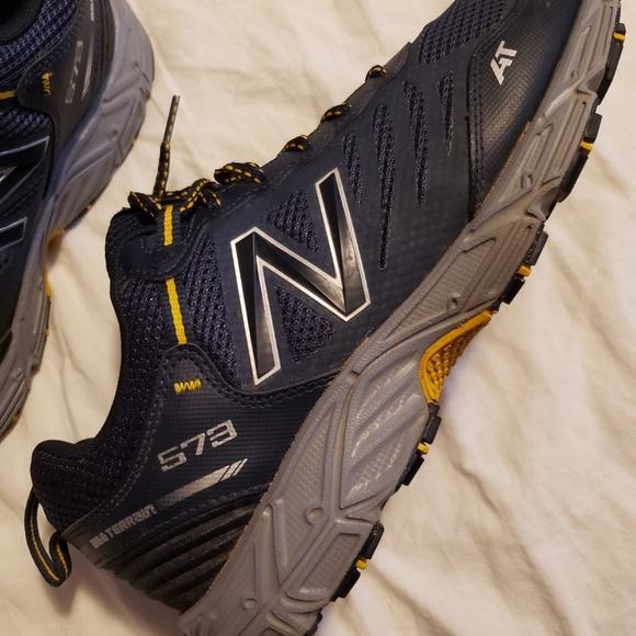 New Balance 573 V3 All Terrain Shoes Men's Size 10.5 4E - Picture 9 of 16